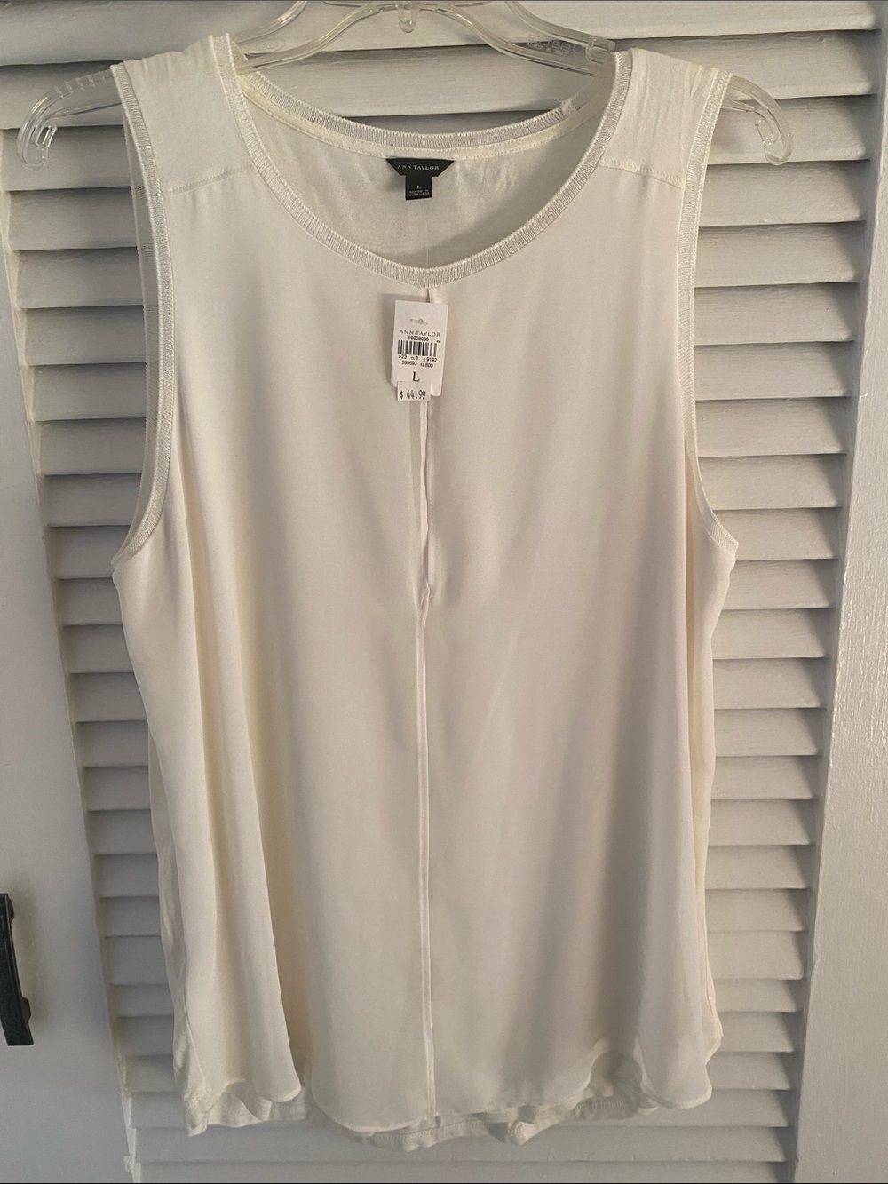 Ann Taylor Cream Sleeveless Tank with Center Front Seam